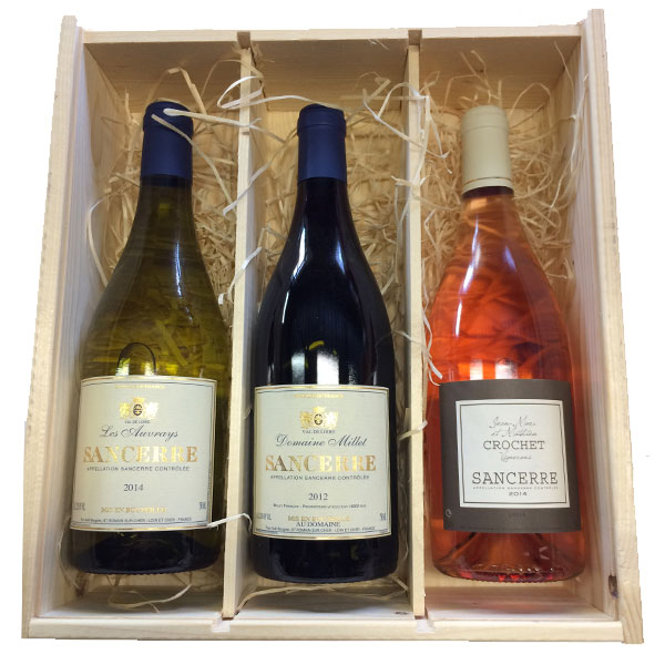 Trio van Sancerre Sauvignon Blanc wijnen in houten kist