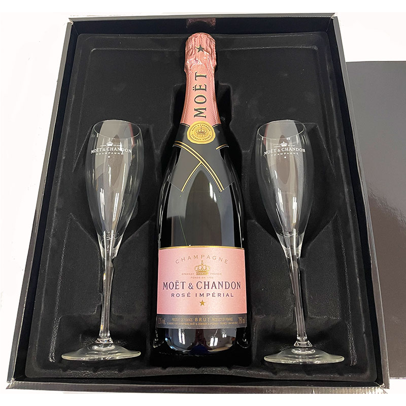 Moet & Chandon Brut Rosé in zwarte geschenkdoos met glazen