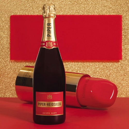 Piper-Heidsieck Brut in Lipstick koeler 750ML