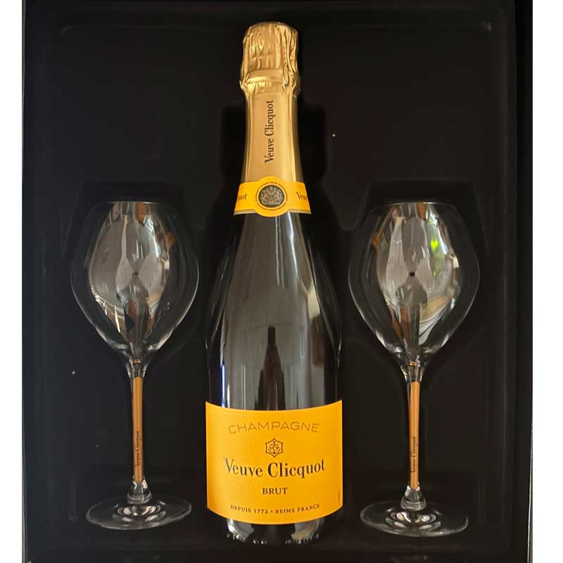 Veuve Clicquot Brut 75CL in nette zwarte Geschenkbox met 2 glazen