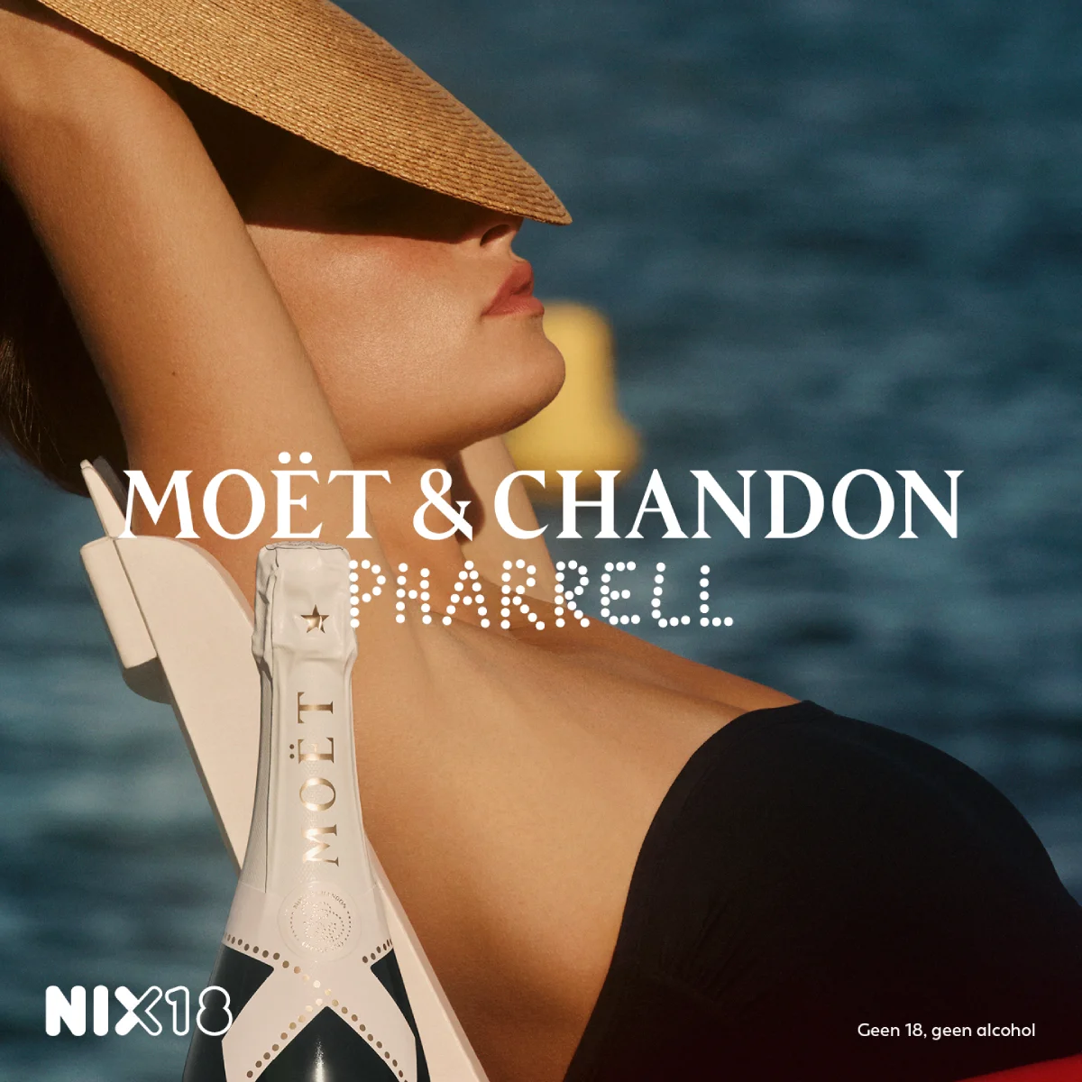 Moët & Chandon Ice Impérial Pharrell Williams Limited Edition fles voor model met zonnehoed