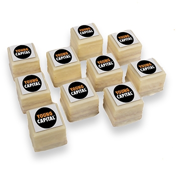 Cake Petit fours met logo