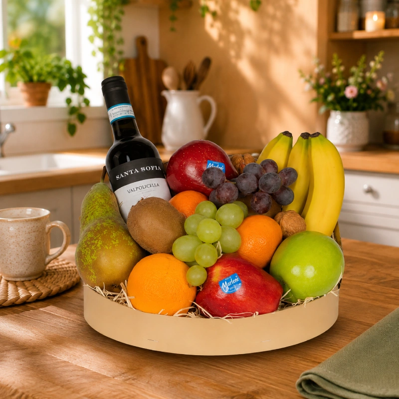 Fruitmand Red Wine Selection met vers fruit, noten en rode wijn